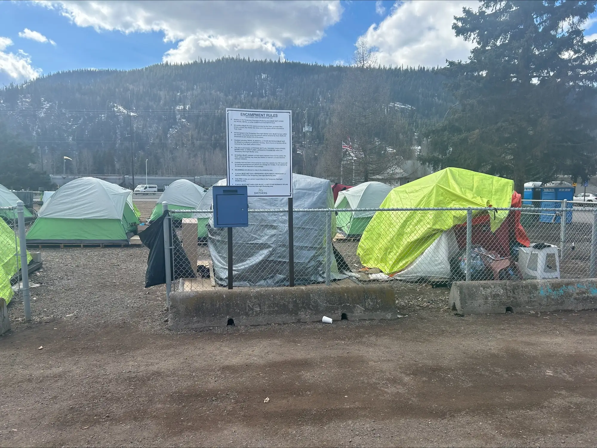 Town of Smithers extends private security contract at homeless encampment