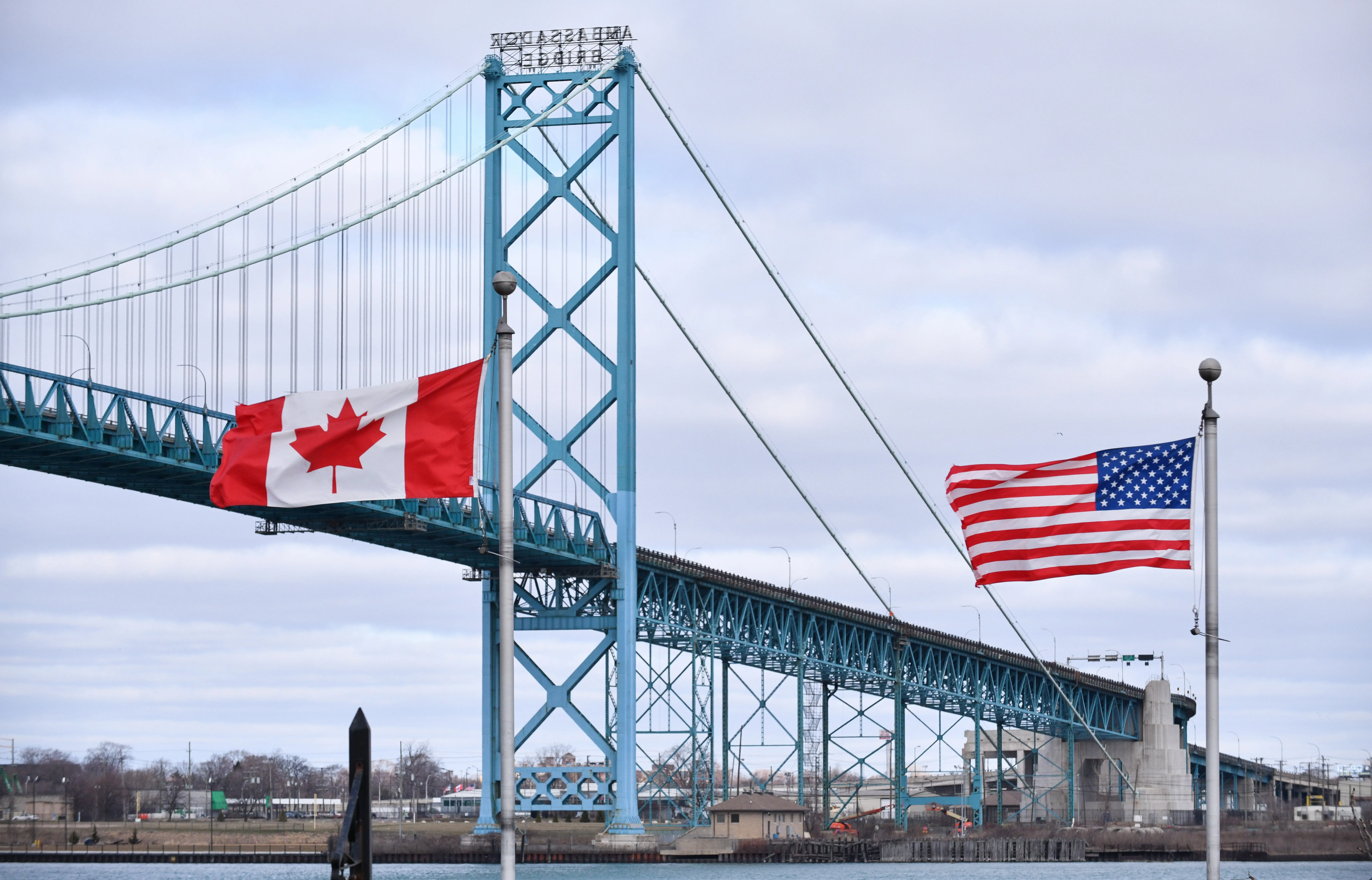 U.S. mayors ask Canadians to reconsider U.S. travel boycott