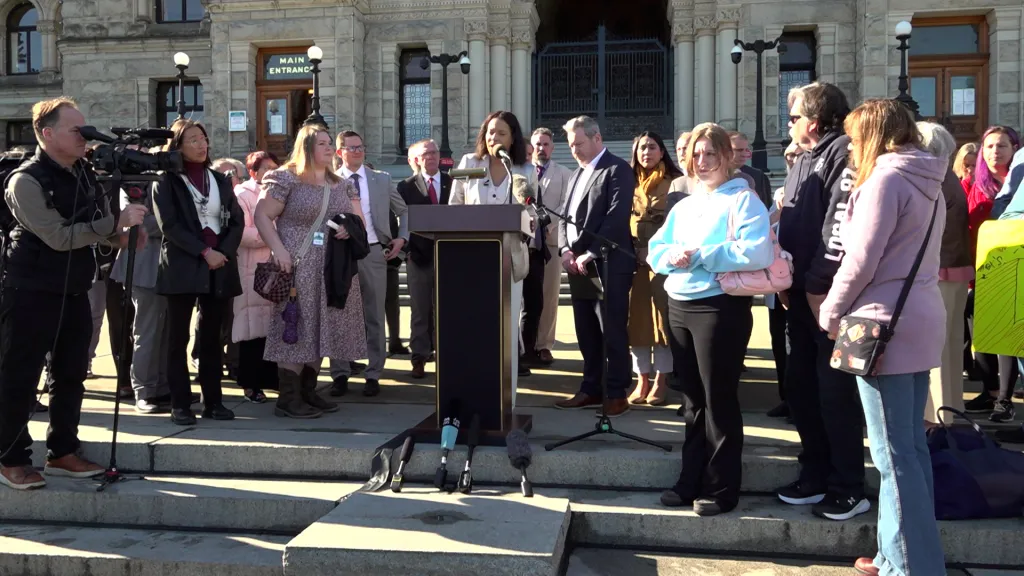 ‘Not going to work’: Families and Conservative members rally for key funding for autism