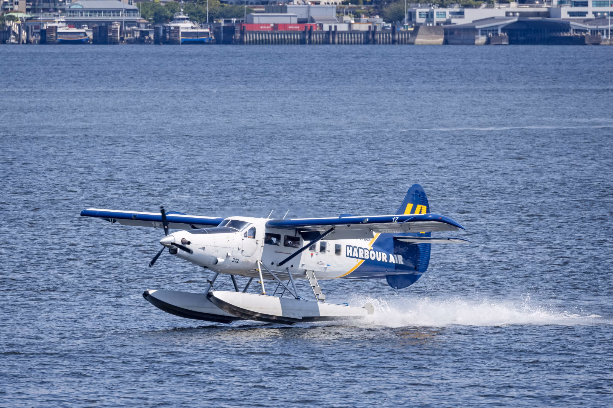 Harbour Air offering big discount for B.C. travellers this long weekend, with a catch
