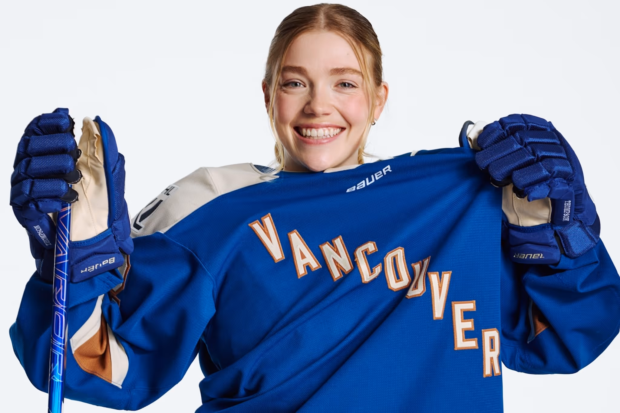 Vancouver Goldeneyes player leaves hockey to become a doctor
