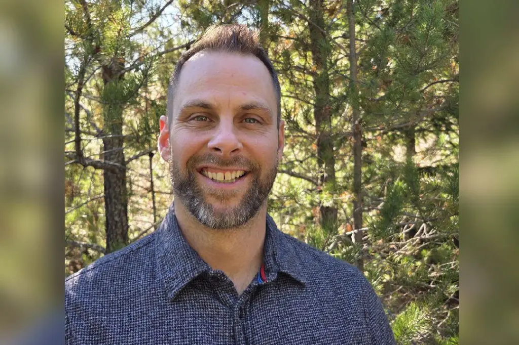 Steve Adams seeks seat on Qualicum School Board of Trustees