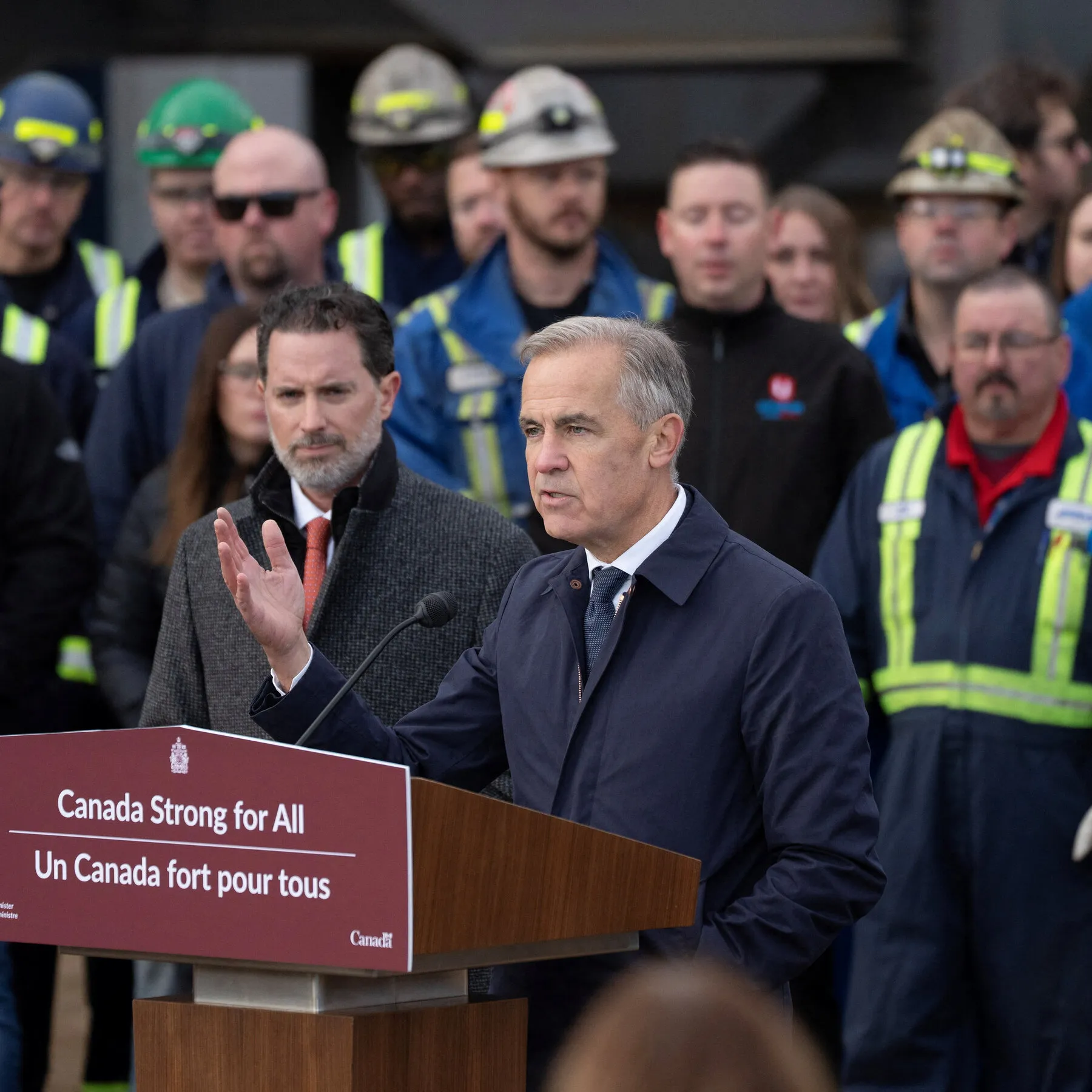 Canada’s Proposed Oil Pipeline Offers Carney Relief From Domestic and Global Turmoil